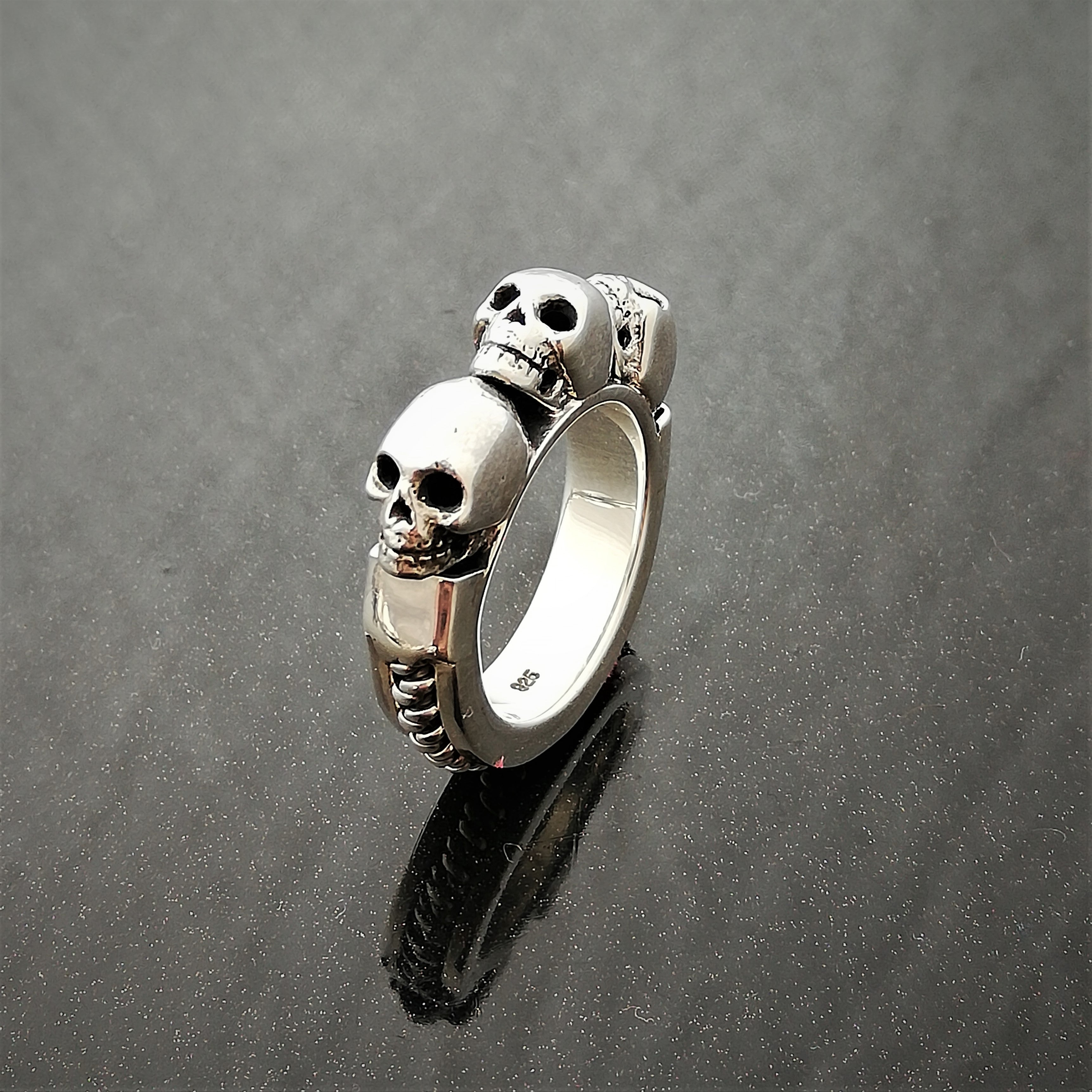 Rope Skull Ring