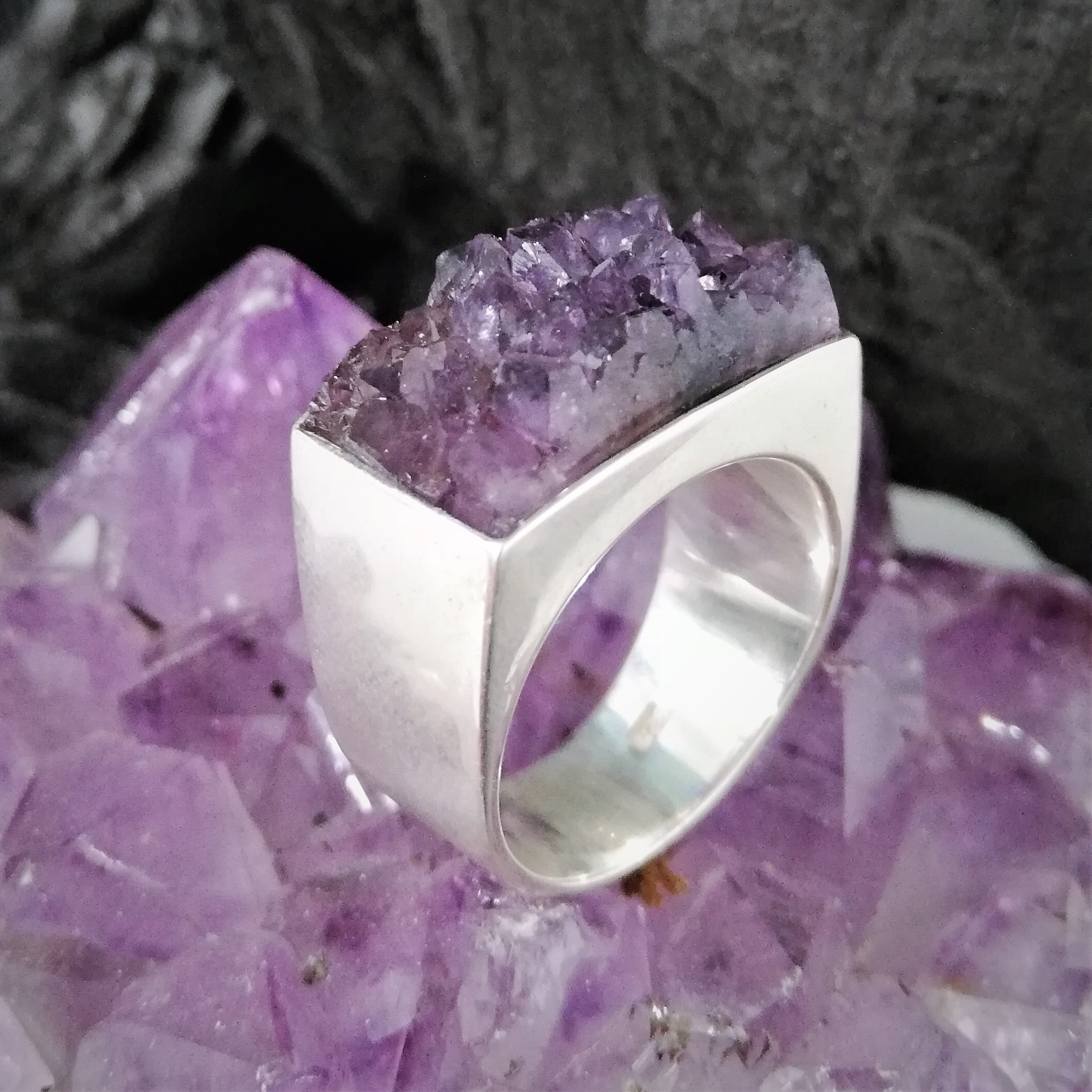 Stone Ring Amatista Raw